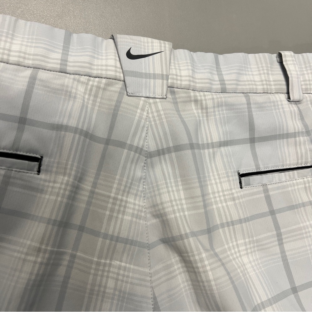 NIKE GOLF DRI FIT TOUR PERFORMANCE GRAY PLAID SHORTS MEN'S SIZE 38 X 11’ EUC - Picture 7 of 7